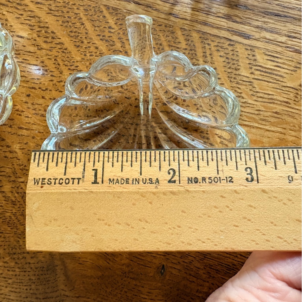 Vintage Heisey Crystolite Clear Glass Leaf Dishes - Set of 5- ~3x3 inches - Picture 5 of 10